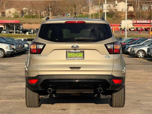 Tan 2018 Ford Escape SE
