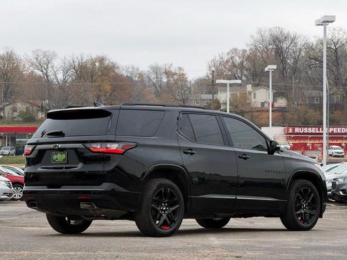 2021 Chevrolet Traverse Premier