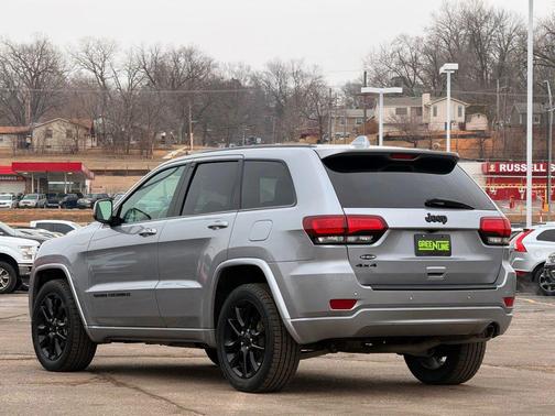 2020 Jeep Grand Cherokee Altitude
