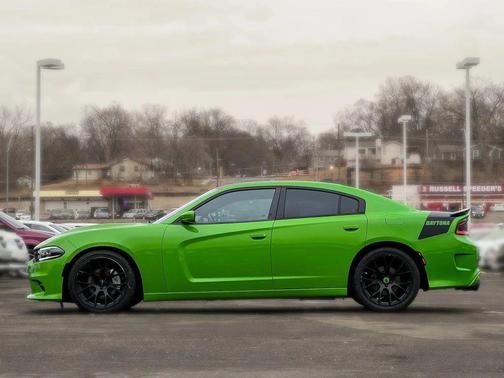 2017 Dodge Charger SE