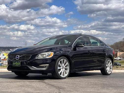 2016 Volvo S60 Inscription T5 Drive-E Platinum