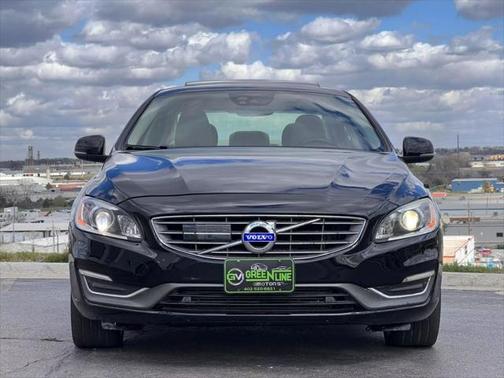 2016 Volvo S60 Inscription T5 Drive-E Platinum