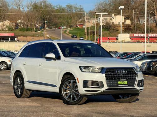 Glacier White Metallic 2017 Audi Q7 3.0T Premium