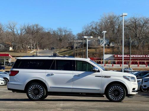 2018 Lincoln Navigator L Black Label