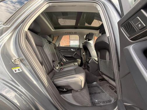 Monsoon Gray Metallic 2020 Audi Q5 45 Premium Plus