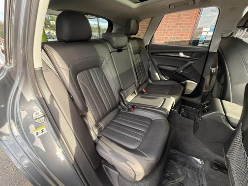Monsoon Gray Metallic 2020 Audi Q5 45 Premium Plus