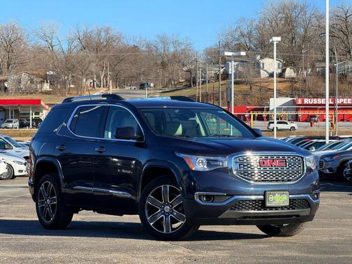 2019 GMC Acadia Denali