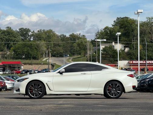 2017 INFINITI Q60 3.0t Red Sport 400