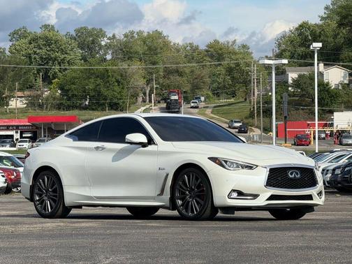 2017 INFINITI Q60 3.0t Red Sport 400