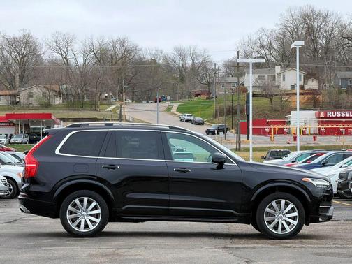 Onyx Black Metallic 2016 Volvo XC90 T6 Momentum