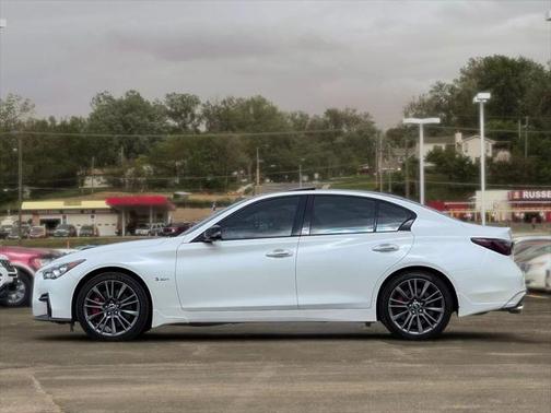 2018 INFINITI Q50 3.0t RED SPORT 400
