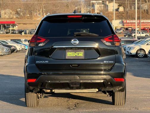 2018 Nissan Rogue SV