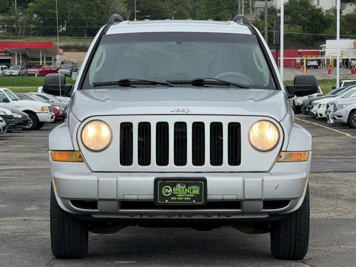 2005 Jeep Liberty Sport
