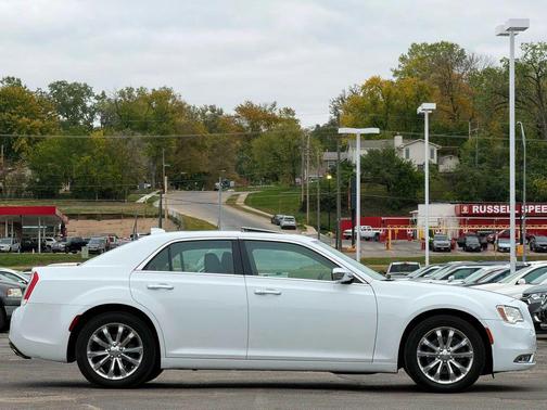 2020 Chrysler 300 Limited