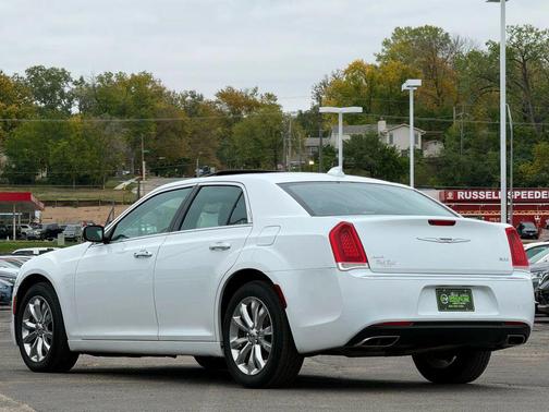 2020 Chrysler 300 Limited