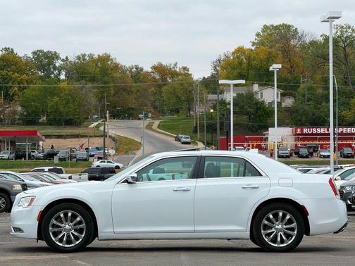2020 Chrysler 300 Limited