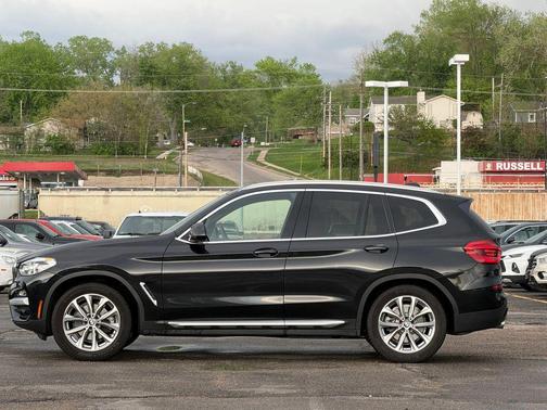 Black 2018 BMW X3 xDrive30i