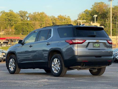 2020 Chevrolet Traverse LT Cloth