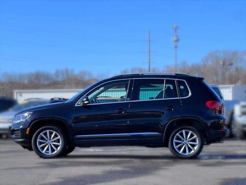 2017 Volkswagen Tiguan 2.0T Wolfsburg Edition