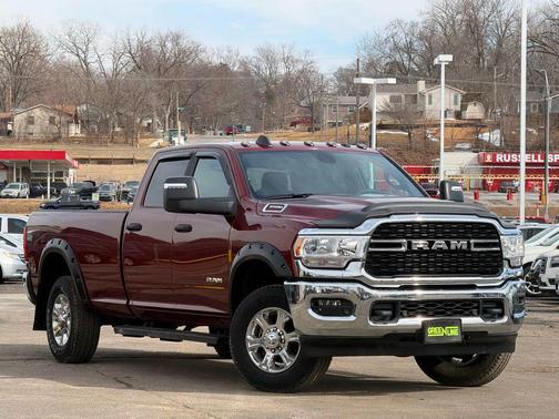 2024 RAM 3500 Big Horn Crew Cab 4x4 8' Box