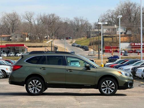 Wilderness Green Metallic 2017 Subaru Outback 2.5i Limited