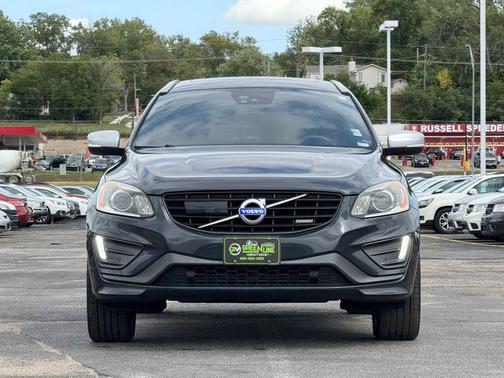 2015 Volvo XC60 T6 R-Design Platinum