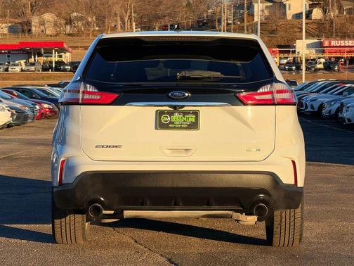 2019 Ford Edge SE
