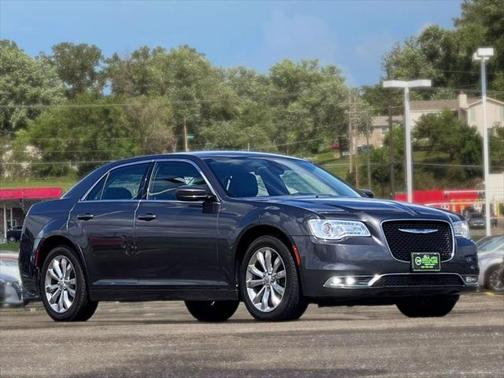 2015 Chrysler 300 Limited