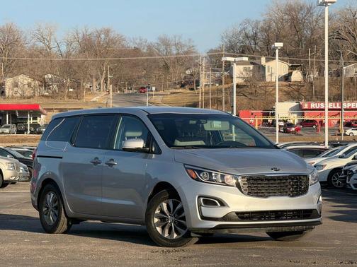 2020 Kia Sedona LX