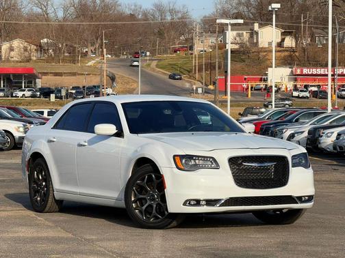 Bright White Clearcoat 2016 Chrysler 300 S