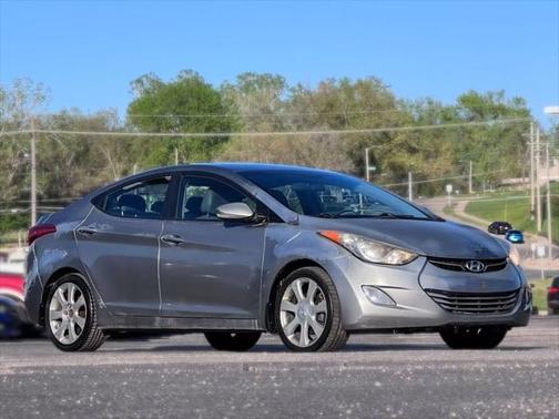 2013 Hyundai ELANTRA Limited