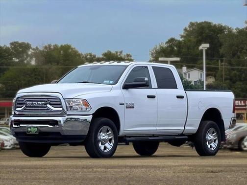 2018 RAM 2500 Tradesman Crew Cab 4x4 6'4' Box
