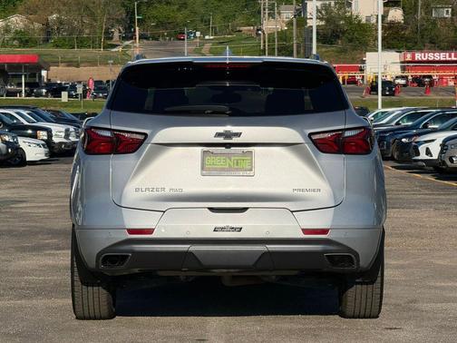 Silver Ice Metallic 2020 Chevrolet Blazer Premier