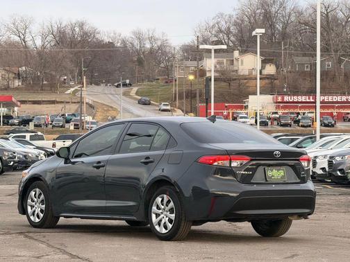 2025 Toyota Corolla Hybrid SE