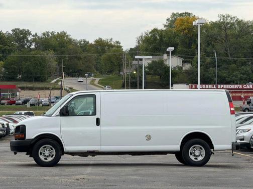 2016 Chevrolet Express 2500 Work Van