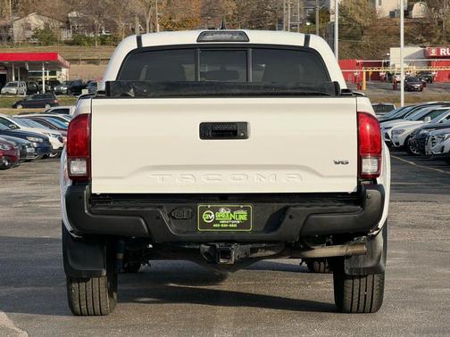 2016 Toyota Tacoma SR5