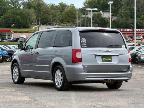 Billet Silver Metallic Clearcoat 2014 Chrysler Town & Country Touring