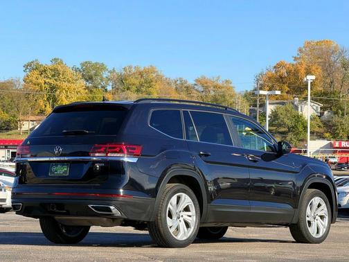 2021 Volkswagen Atlas SE 4Motion w/Tech Pkg Sport Utility 4D