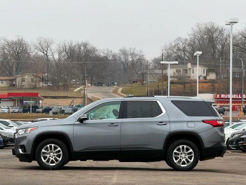 2018 Chevrolet Traverse LT Cloth