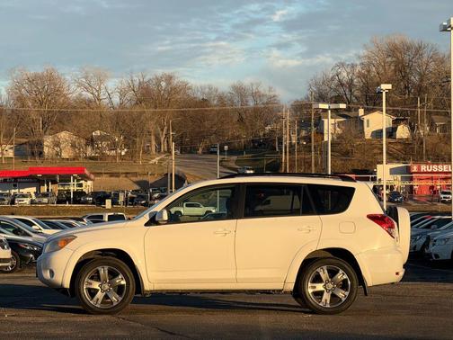 2008 Toyota RAV4 Sport