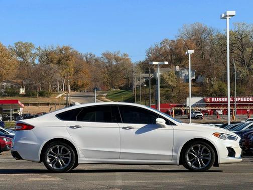 2020 Ford Fusion SEL