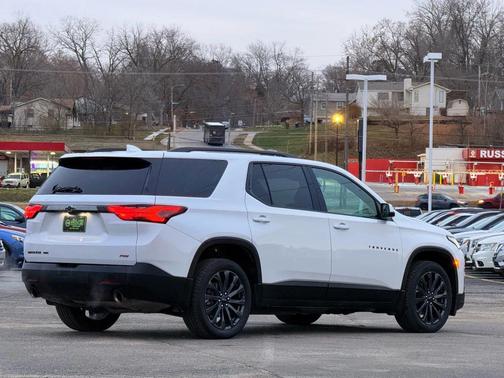 2023 Chevrolet Traverse RS