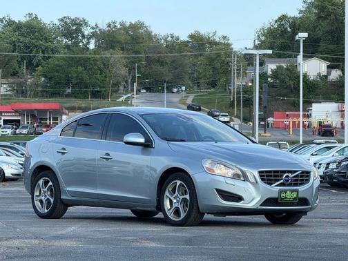 2013 Volvo S60 T5