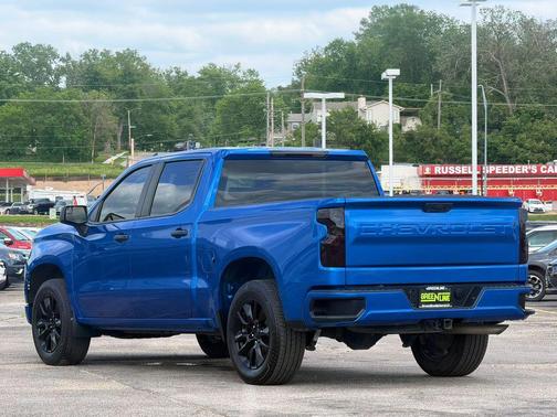 Glacier Blue Metallic 2022 Chevrolet Silverado 1500 Custom