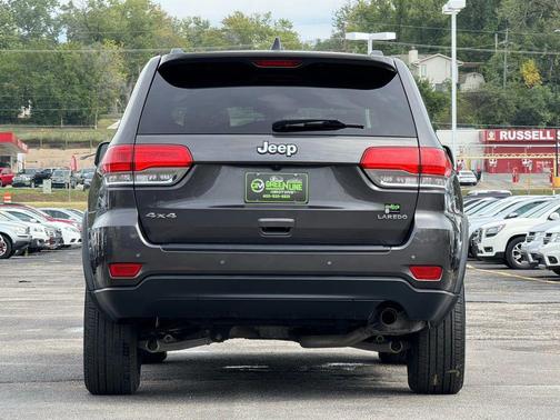 2017 Jeep Grand Cherokee Laredo