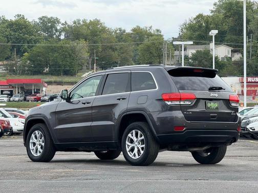 2017 Jeep Grand Cherokee Laredo