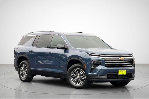 Lakeshore Blue Metallic 2026 Chevrolet Traverse LT