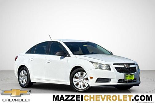 Summit White 2012 Chevrolet Cruze LS