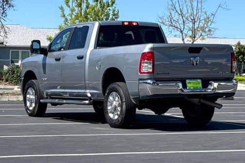 Billet Silver Metallic Clearcoat 2024 RAM 2500 Big Horn Crew Cab 4x4 6'4' Box