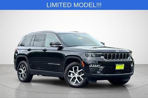 Diamond Black Crystal Pearlcoat 2024 Jeep Grand Cherokee Limited